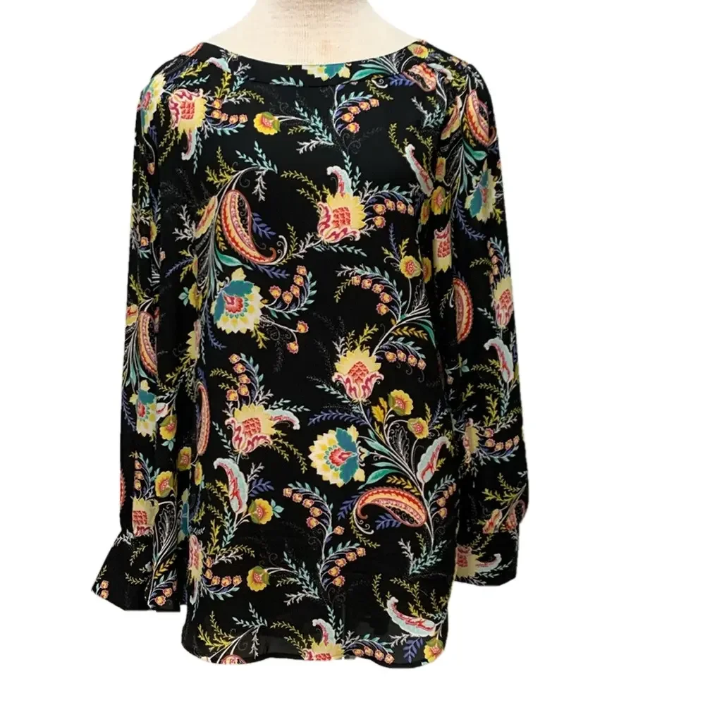 Loft sz XL black floral and paisley long sleeve top
